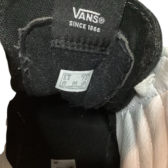 Vans Size 7 Black Floral Print High Top Lace Up Sneakers - Picture 7 of 10